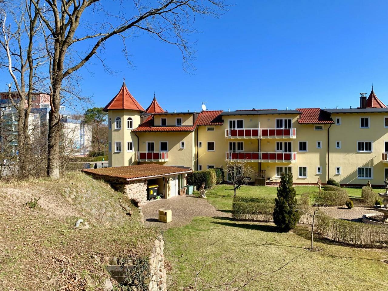 Hotel Dünenschloss Karlshagen Exterior foto